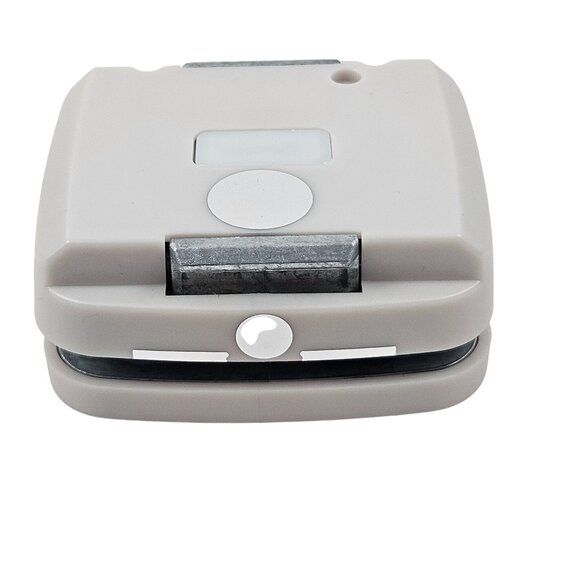 Creative Memories Circle Punch Shape Maker System Scrapbooking Tool - Picture 2 of 8